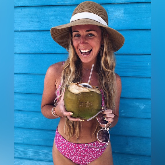 Meet your Posher, Avery - Picture 1 of 1